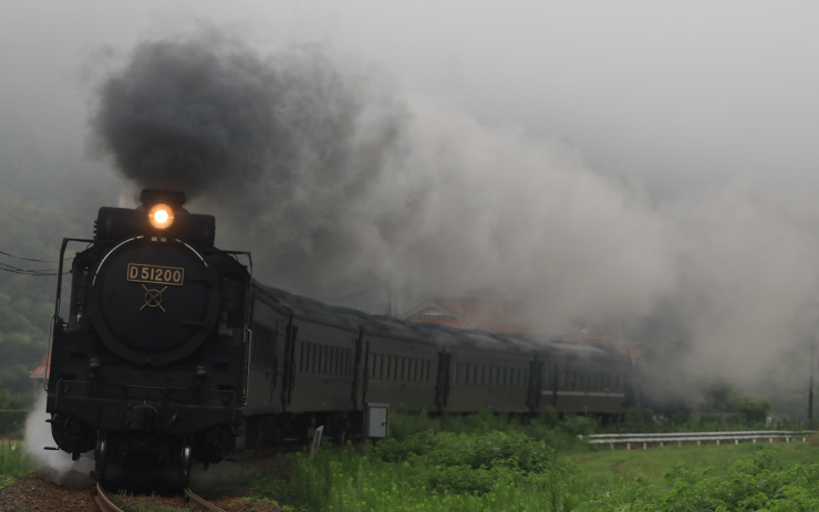 JR西日本蒸気機関車