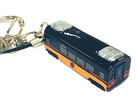 鳴日號車廂鑰匙圈吊飾圖片共2張