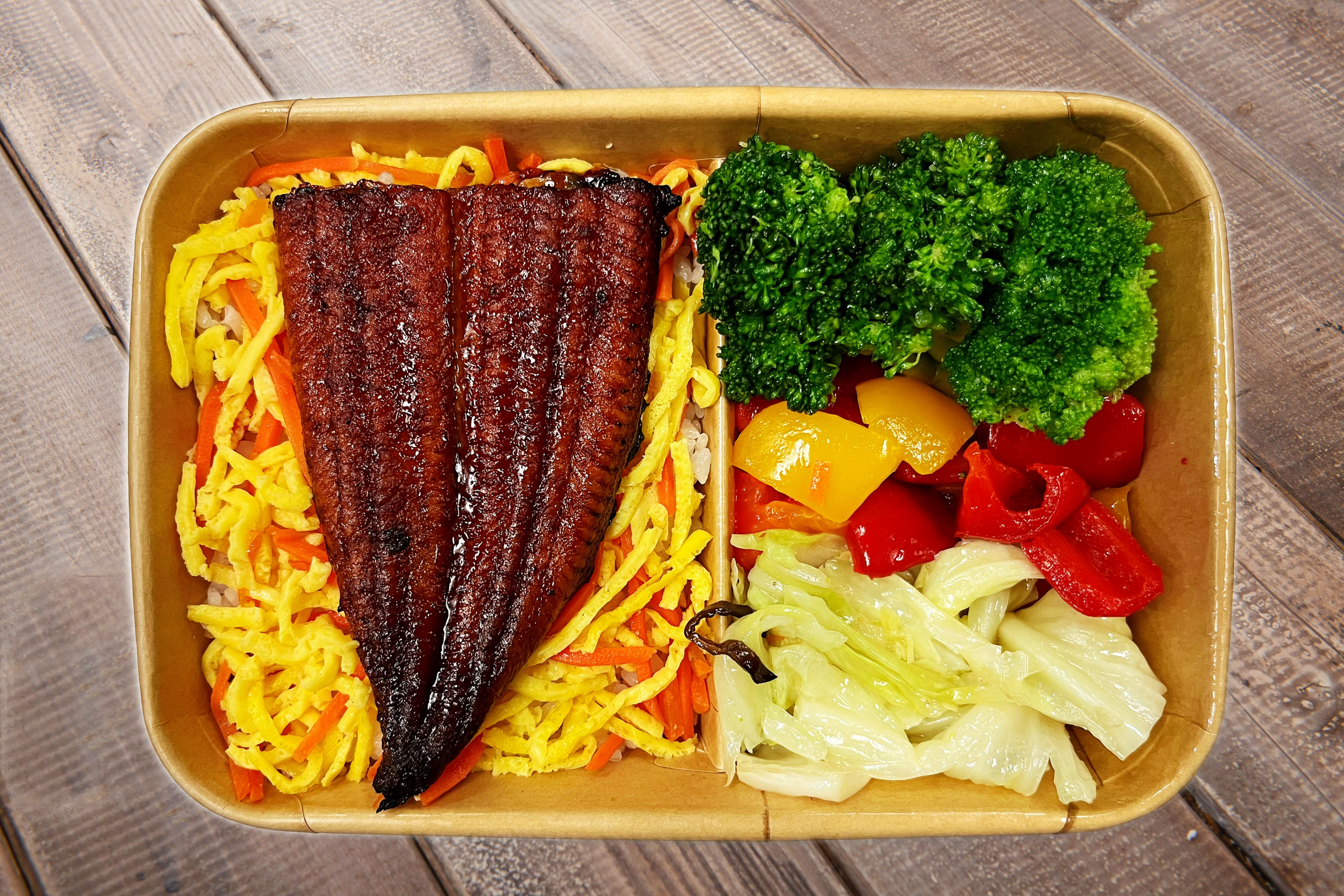 蒲燒鰻魚便當