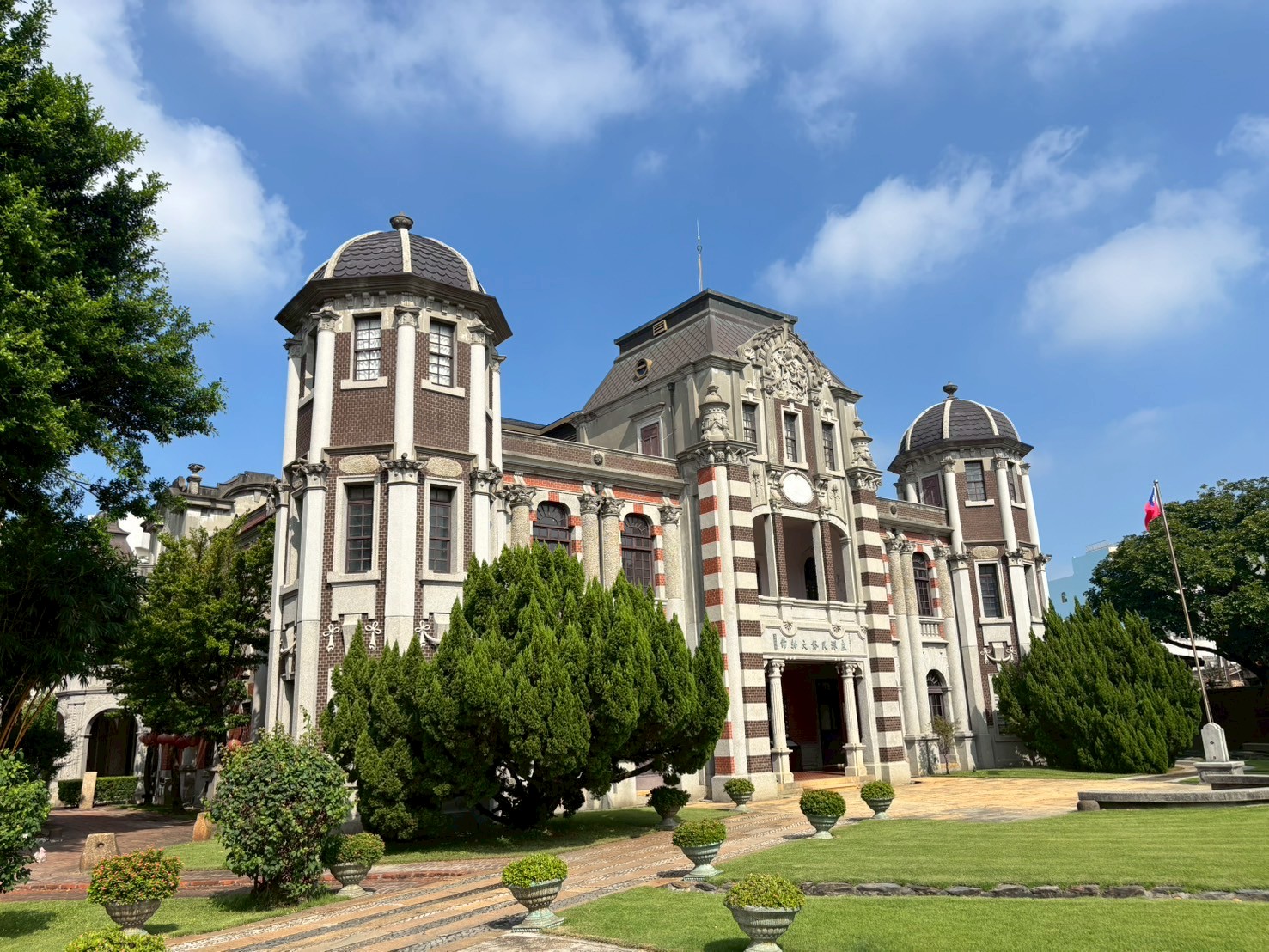 鹿港民俗文物館