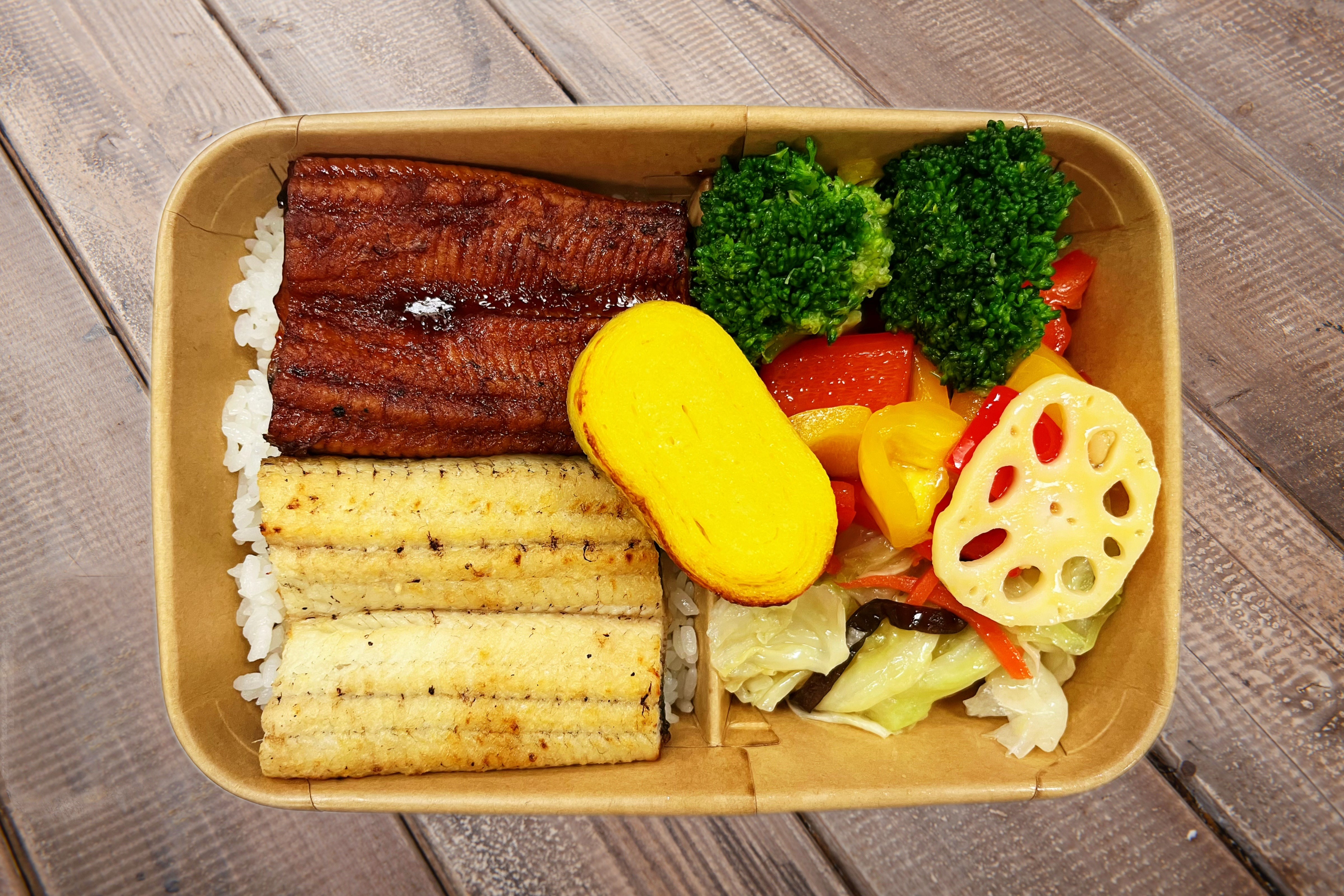 鰻月團圓便當(9/23~10/5期間限定)